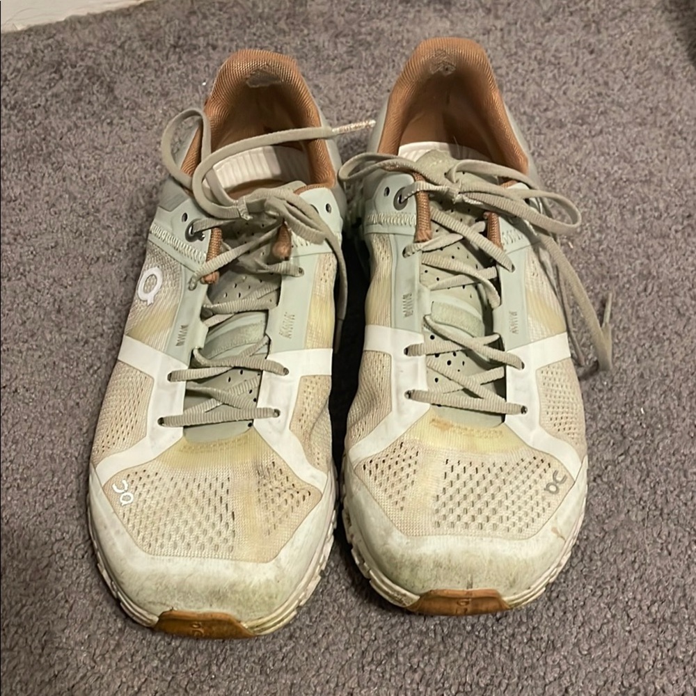 On Running cloudflow